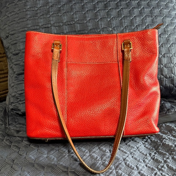 Dooney and Bourke Lexington shopper - Picture 2 of 12